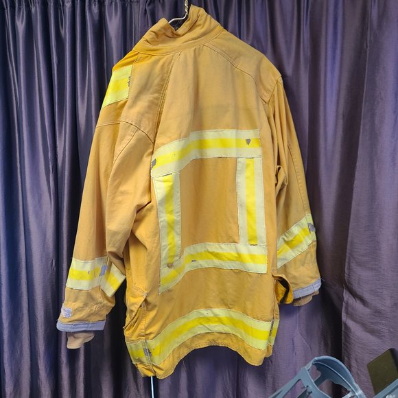 Body Guard Fire Turnout Coat. - Picture 2 of 2